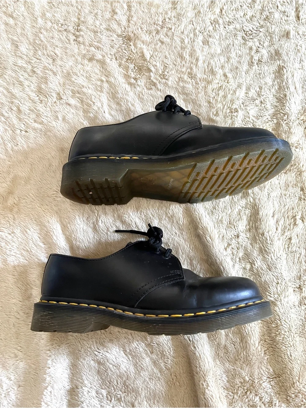 DR. MARTINS Men's Air Wair Black Shoes Size 7